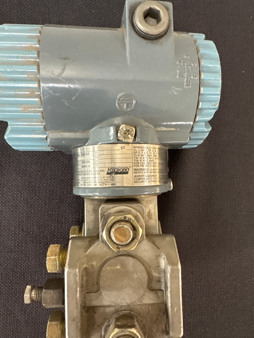 Foxboro IDP10-D20B21F-L1 Differential Pressure Transmitter 0-40 inH2O Used